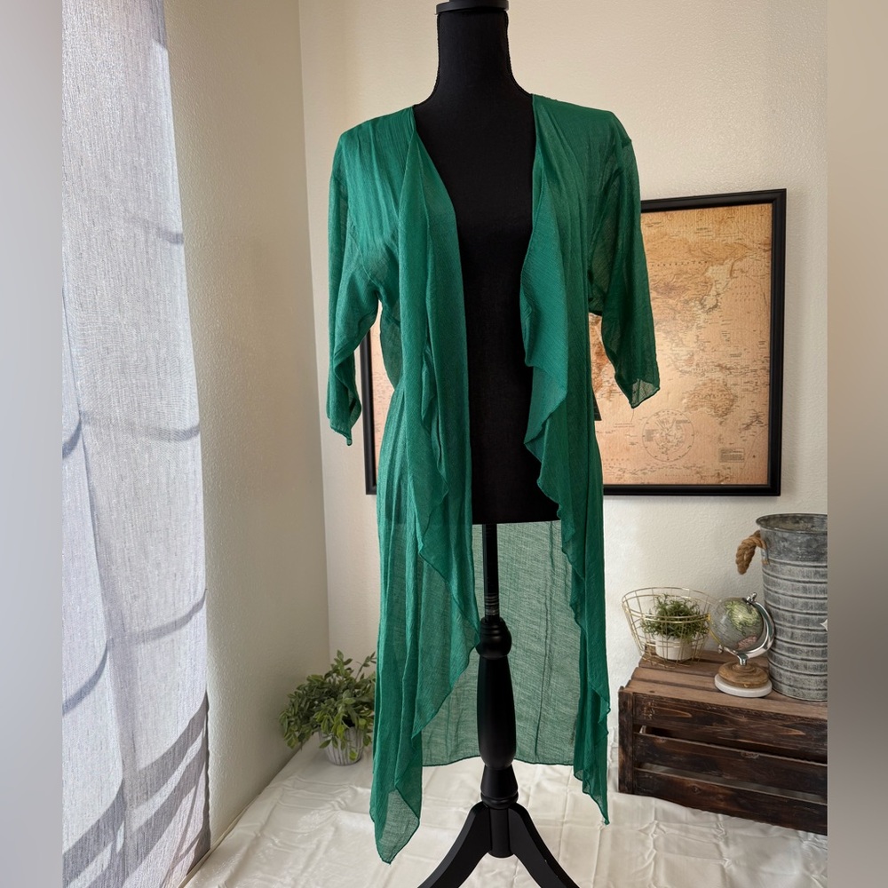 Lularoe Shirley lightweight kimono size small